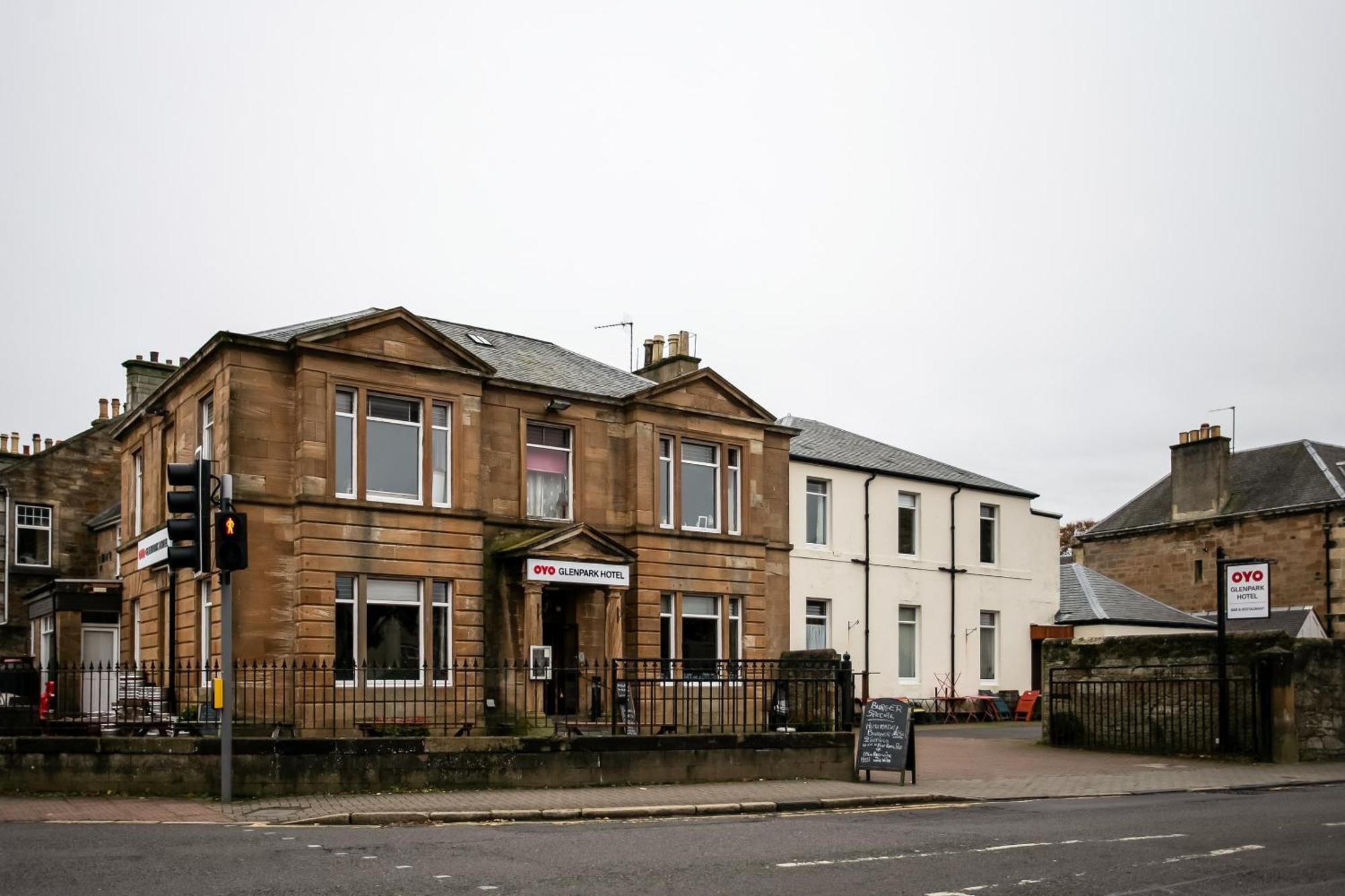 Oyo Glenpark Hotel, Ayr Central Esterno foto