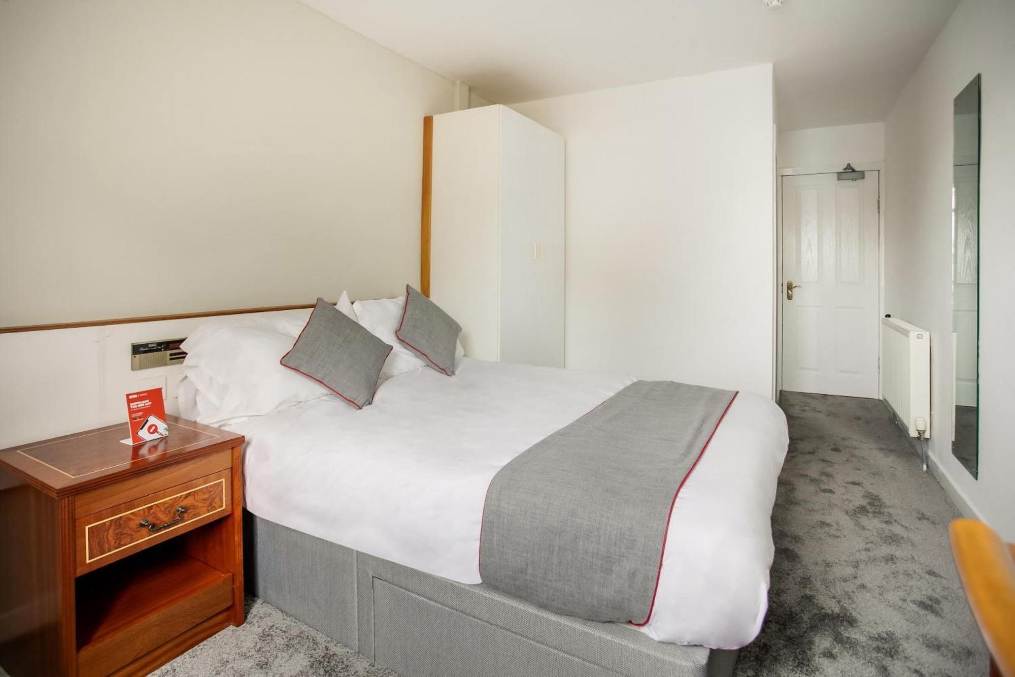 Oyo Glenpark Hotel, Ayr Central Esterno foto